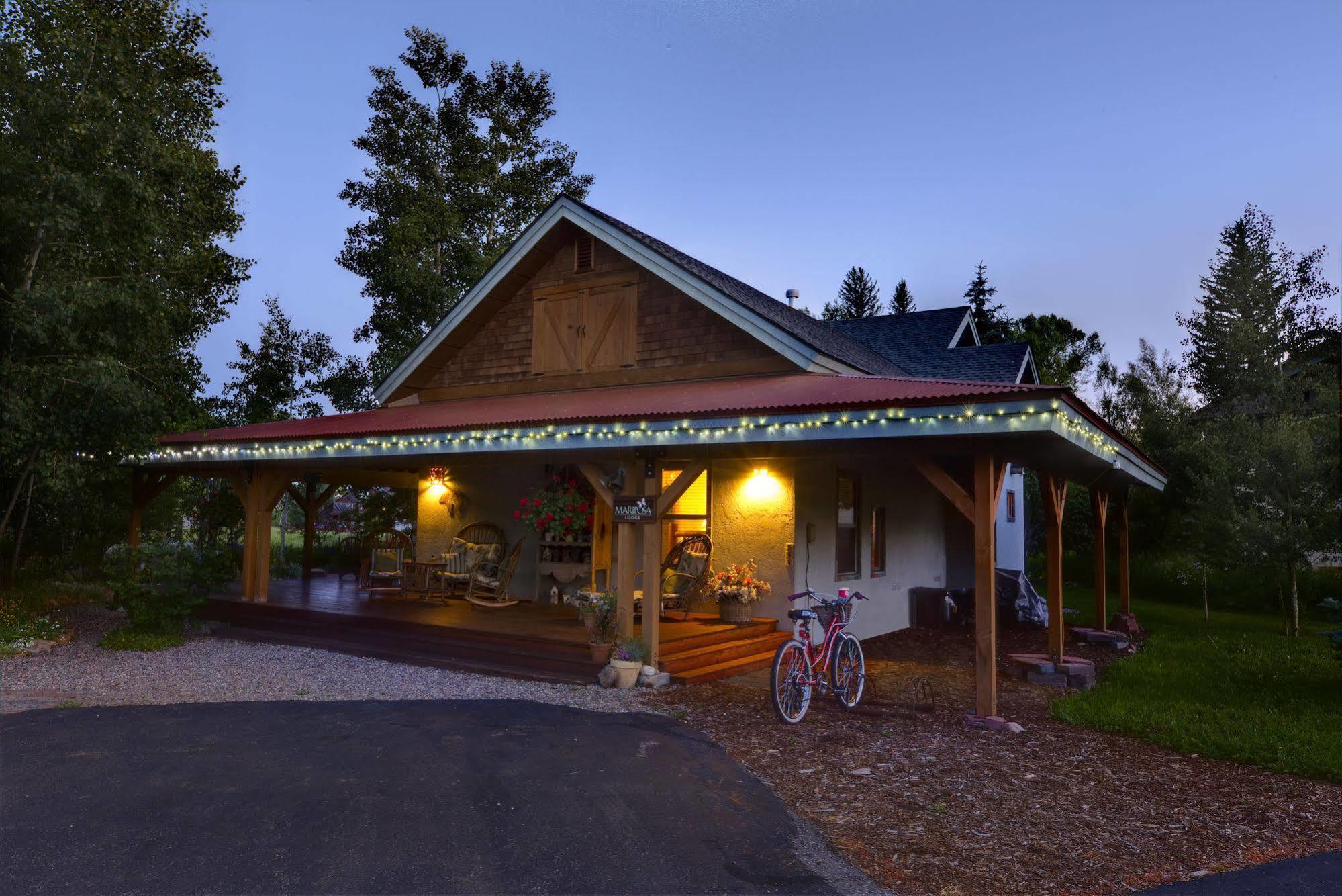 Mariposa Lodge Bed And Breakfast 斯廷博特斯普林斯 外观 照片