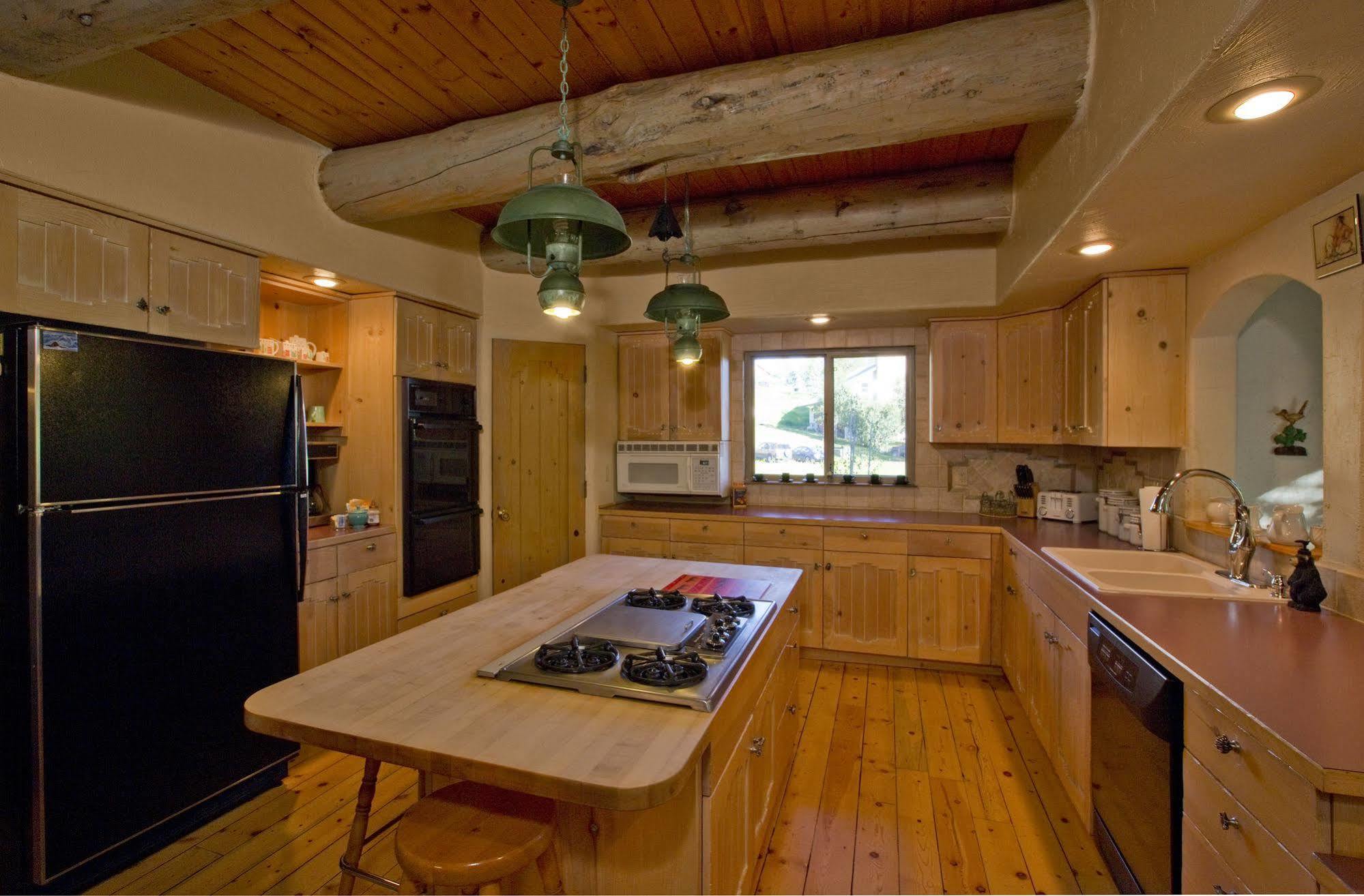 Mariposa Lodge Bed And Breakfast 斯廷博特斯普林斯 外观 照片