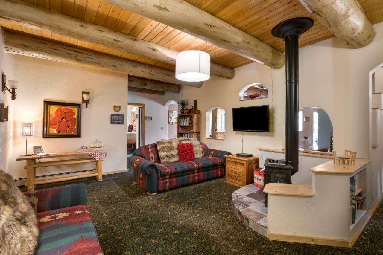 Mariposa Lodge Bed And Breakfast 斯廷博特斯普林斯 外观 照片